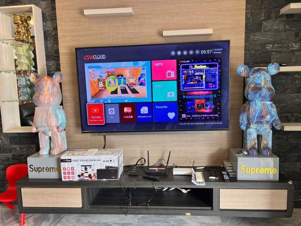 Bearbrick Homestay With Pool Port Dickson Buitenkant foto